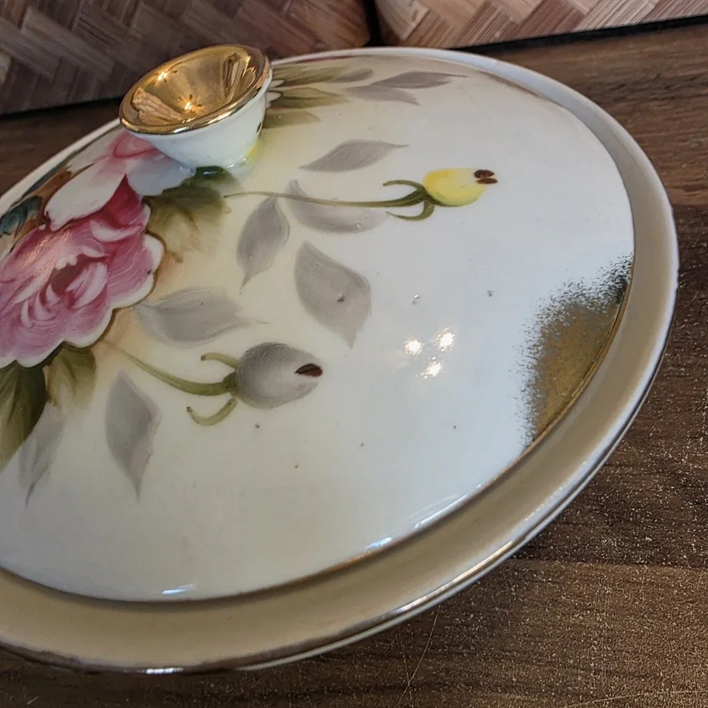 Round Dish with Lid 6